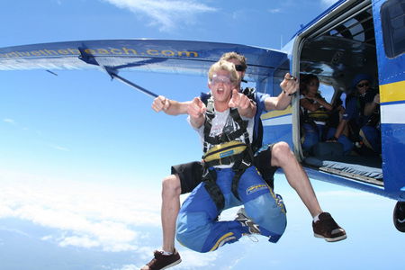 Skydive The Beach - Accommodation Perth 3