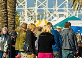 St Kilda Esplanade Market - Accommodation Perth 3