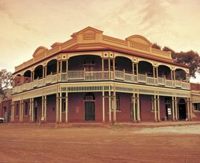 Lake Darlot WA Perth Resorts