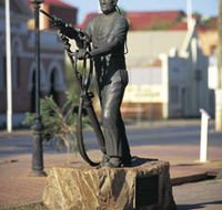 Miners Monument - Accommodation Perth