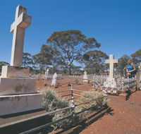 Old Pioneer Cemetery Coolgardie - Accommodation Perth