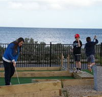 Port Vincent Putt Putt - Perth Resorts