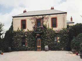 Clos Clare - Accommodation Perth 0