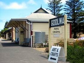 Goolwa Community Arts And Crafts Shop - Perth Resorts 0