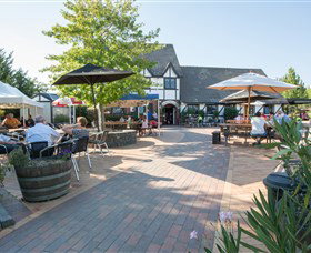 George Harcourt Inn - Perth Resorts 0