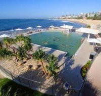 Kings Beach - Beachfront Salt Water Pool - Perth Resorts