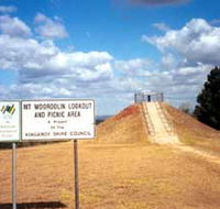 Mount Wooroolin - Accommodation Perth