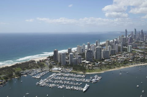 Southport Yacht Club Incorporated - Accommodation Perth 2