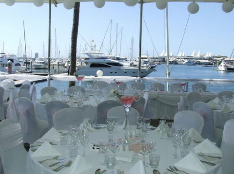Southport Yacht Club Incorporated - Accommodation Perth 8