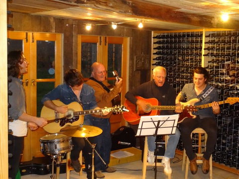 Munari Wines - Perth Resorts 3