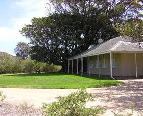 Black Rock House - Accommodation Perth 0