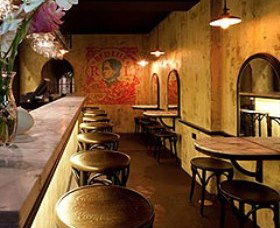 Red Lily Cocktail Bar - Accommodation Perth 0
