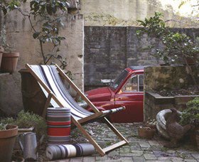 Ici Et La - Accommodation Perth 0