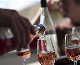 Four Winds Vineyard Cellar Door - Accommodation Perth 1