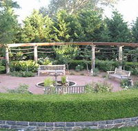 Athol Gardens - Accommodation Perth