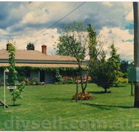 Tumut Valley Violets - Accommodation Perth