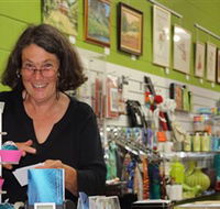 Artists on Parade Art Gallery - Accommodation Perth