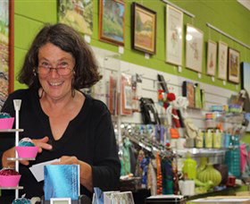 Artists On Parade Art Gallery - Accommodation Perth 0