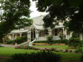 Harrow Gardens - Accommodation Perth 1