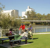 Avon River - Accommodation Perth