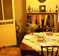 Roughley House and The Pines - Accommodation Perth