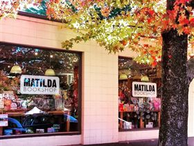 Matilda Bookshop - Perth Resorts 0