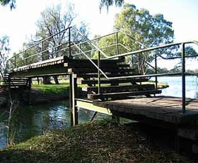 Junction Island Nature Reserve, Canoe Tree And Walking Track - Accommodation Perth 1