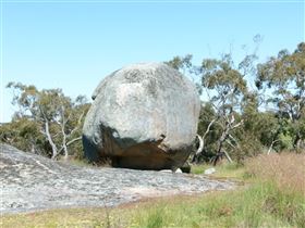 Tolmer Rocks - Accommodation Perth 0