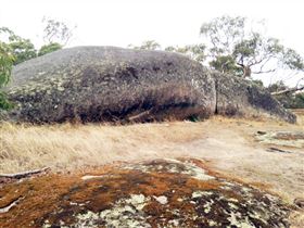 Tolmer Rocks - Accommodation Perth 3