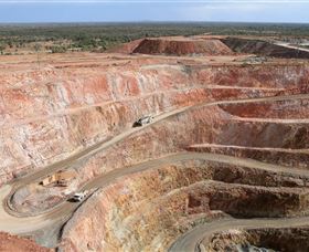 Fort Bourke Hill Lookout And Open Cut Mine - Accommodation Perth 0