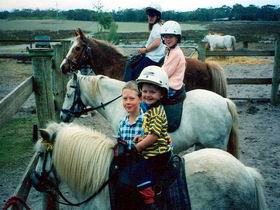 Limestone Coast Horseriding - Perth Resorts 1