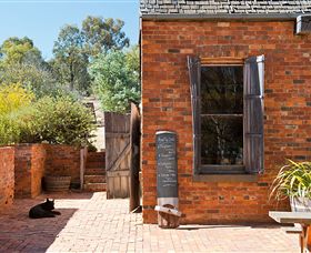Sally's Paddock At Redbank Winery - Accommodation Perth 1