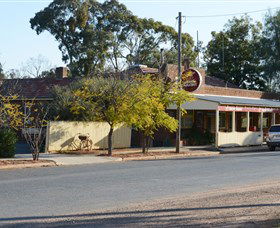 Tallimba Hotel - Accommodation Perth 1