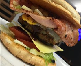 CamJai Catering And Takeaway Cafe And Function Catering - Accommodation Perth 2