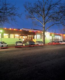 Narrandera Ex-Serviceman Club - Accommodation Perth 0