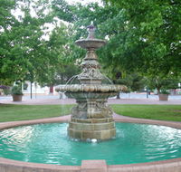 Royal Doulton Hankinson Memorial Fountain - Accommodation Perth
