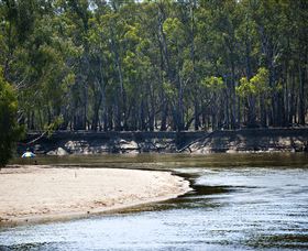 Murrumbidgee River And Fresh Water Beaches - Accommodation Perth 0