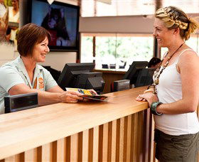Savannah Visitor Plaza, Taronga Western Plains Zoo Dubbo - Accommodation Perth 6