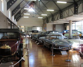 Henry Parkes Centre - Accommodation Perth 2