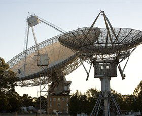 CSIRO Parkes Radio Telescope - Perth Resorts 1