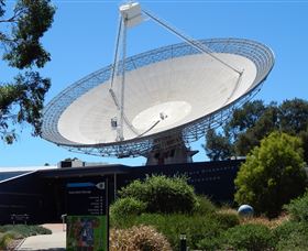 CSIRO Parkes Radio Telescope - Perth Resorts 5