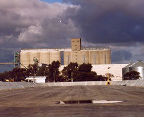 Co-operative Bulk Handling (CBH) Wheat Storage And Transfer Depot - Accommodation Perth 1