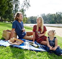 Wagga Beach - Perth Resorts