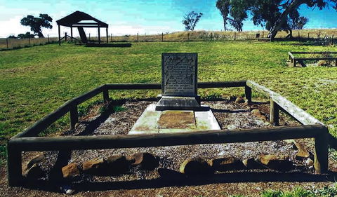 Yuranighs Aboriginal Grave Historic Site - Accommodation Perth 0