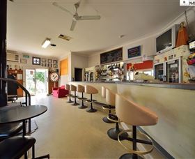 The Farmers Inn At Burrumbuttock - Accommodation Perth 2