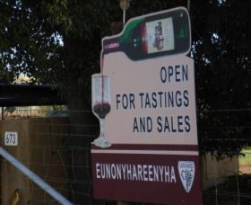 Eunonyhareenyha Winery - Perth Resorts 1
