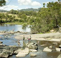 Polly McQuinns - Accommodation Perth