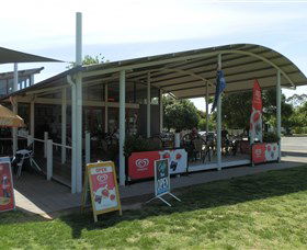Submarine Cafe - Accommodation Perth 1
