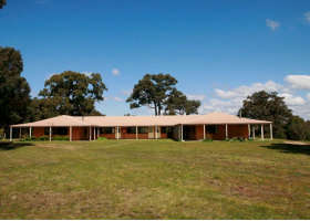 Hare Krishna Valley - Accommodation Perth 1