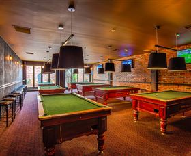 Civic Pub - Accommodation Perth 0